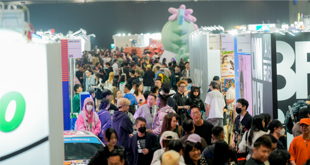 自港府推出「定期展覽獎勵計劃」後，亞博館促成多個不同主題的大型活動落戶香港，並選址於亞博館舉行。