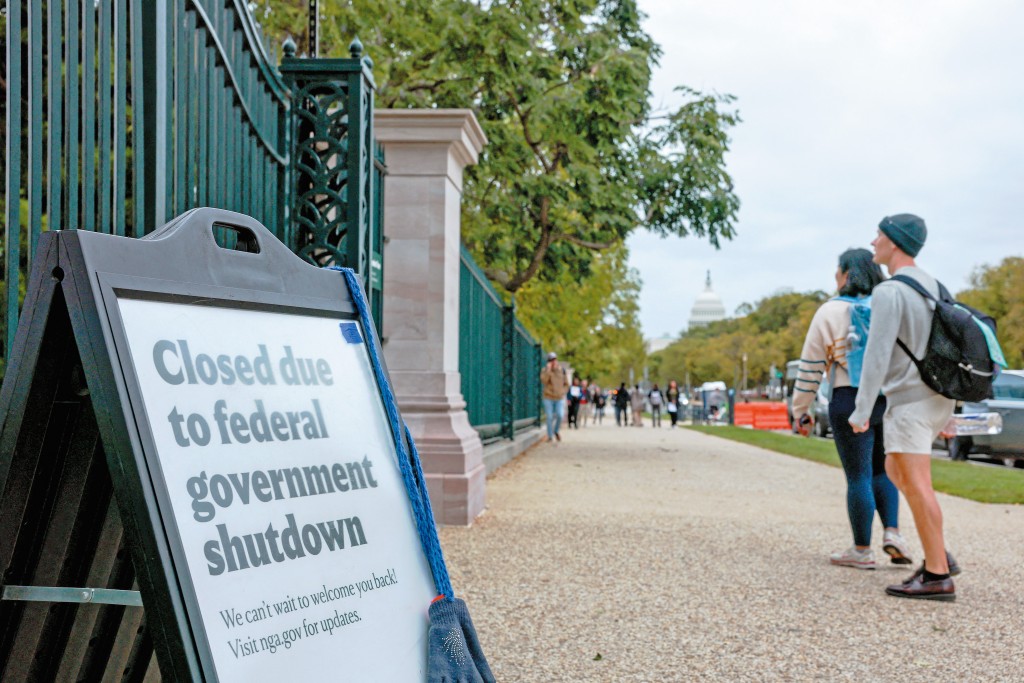 美國政府持續停擺,令到市場流動性趨緊。 美國政府持續停擺,令到市場流動性趨緊。