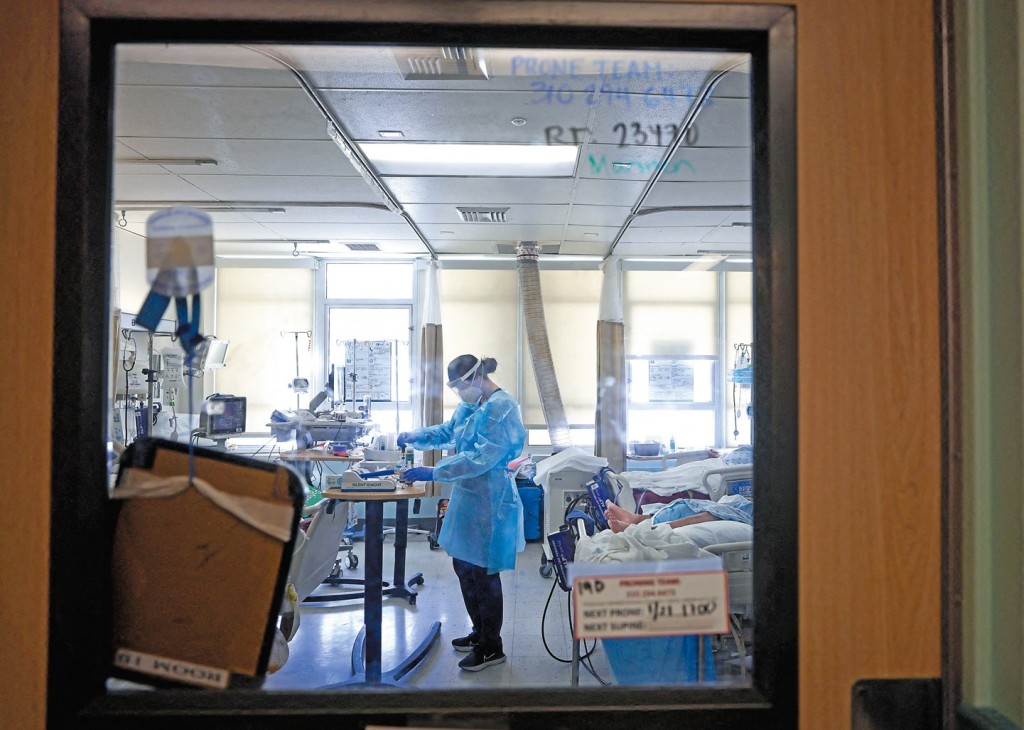 在二三年美國一項調查顯示,受訪一千名護士中,高達八成人在一年內於醫院被病人或其家屬侵襲。 在二三年美國一項調查顯示,受訪一千名護士中,高達八成人在一年內於醫院被病人或其家屬侵襲。