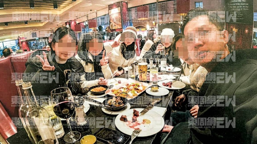 在英國交流團期間,丘X華(右一)曾與另一名男老師,帶同四名女學生外出吃飯,餐桌上還有紅酒和啤酒。 在英國交流團期間,丘X華(右一)曾與另一名男老師,帶同四名女學生外出吃飯,餐桌上還有紅酒和啤酒。