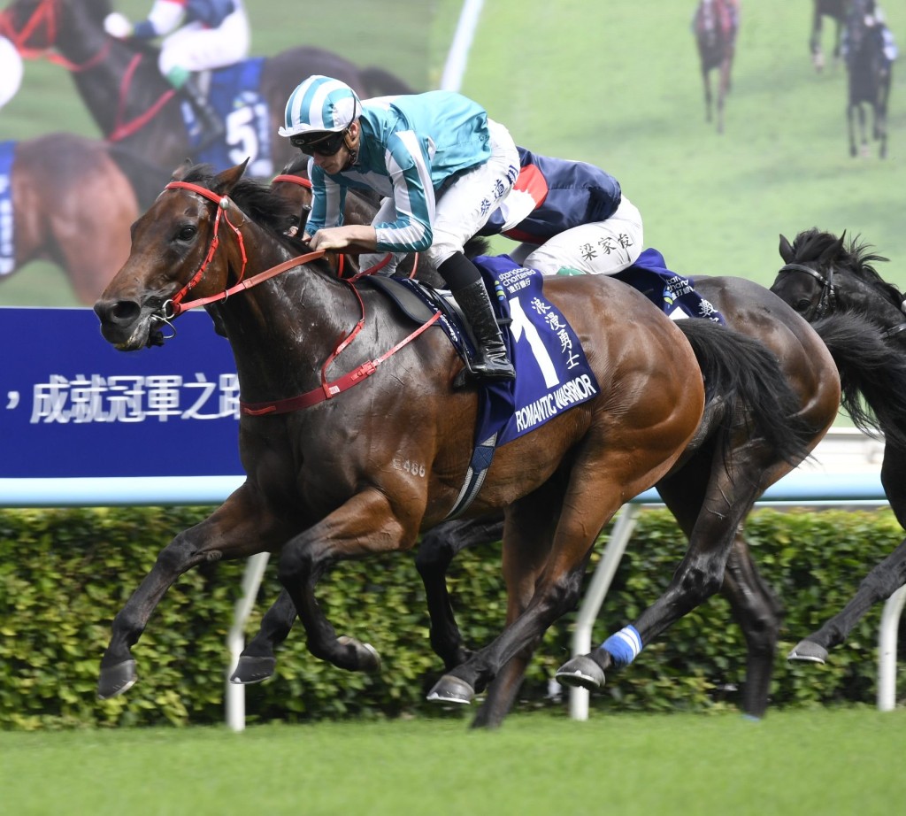 「浪漫勇士」在剛過去的馬季榮登「三冠王」後，今年六月二十二日被安排到從化馬場唞暑。