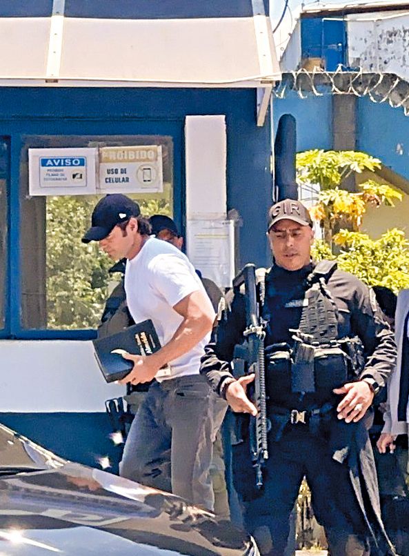 銀行家沃卡羅被形容為巴西版「華爾街狼人」，因涉嫌發行欺詐性信貸證券被捕。