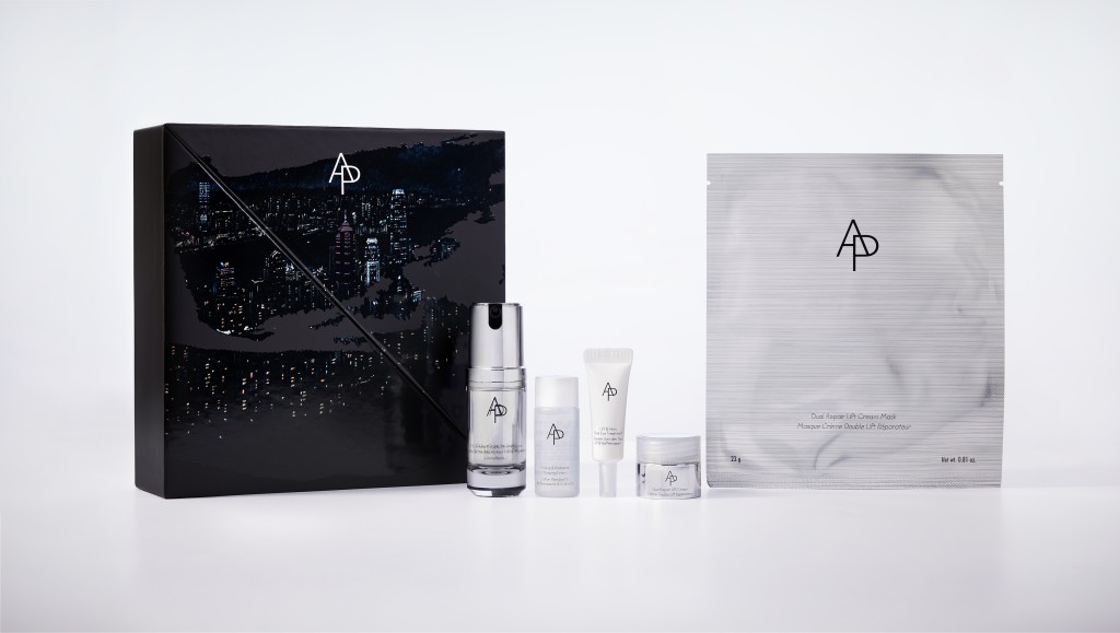 家用醫美級節日修護套裝/ $950 (總值$1,943)