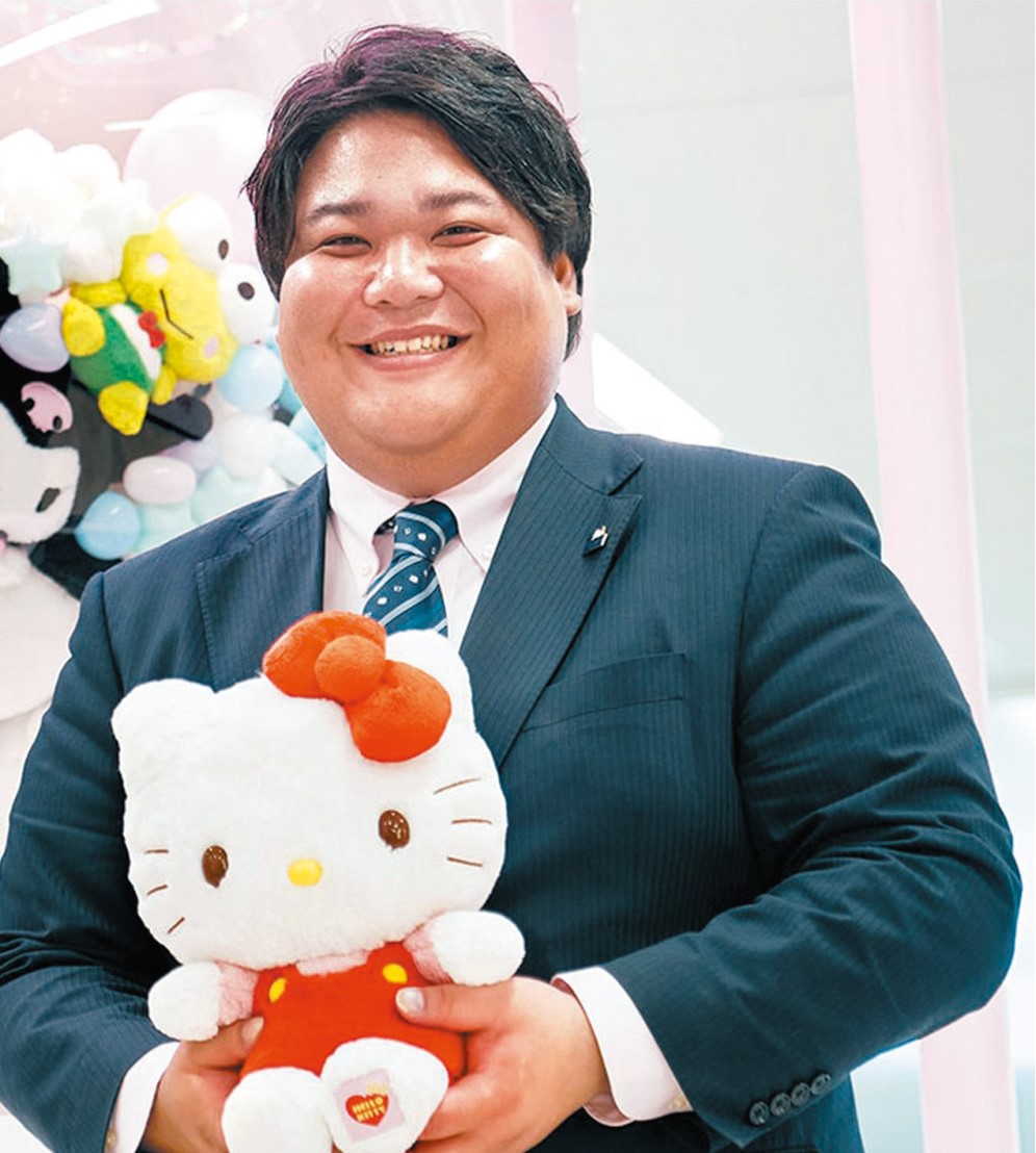Sanrio社長辻朋邦上場五年,成功帶領公司「V形反彈」,更雄心壯志設定新一個「十年計劃」。 Sanrio社長辻朋邦上場五年,成功帶領公司「V形反彈」,更雄心壯志設定新一個「十年計劃」。
