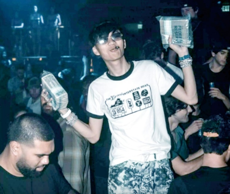林馬龍（Malone Lam）詐騙巨額比特幣後瘋狂揮霍。 美國司法部