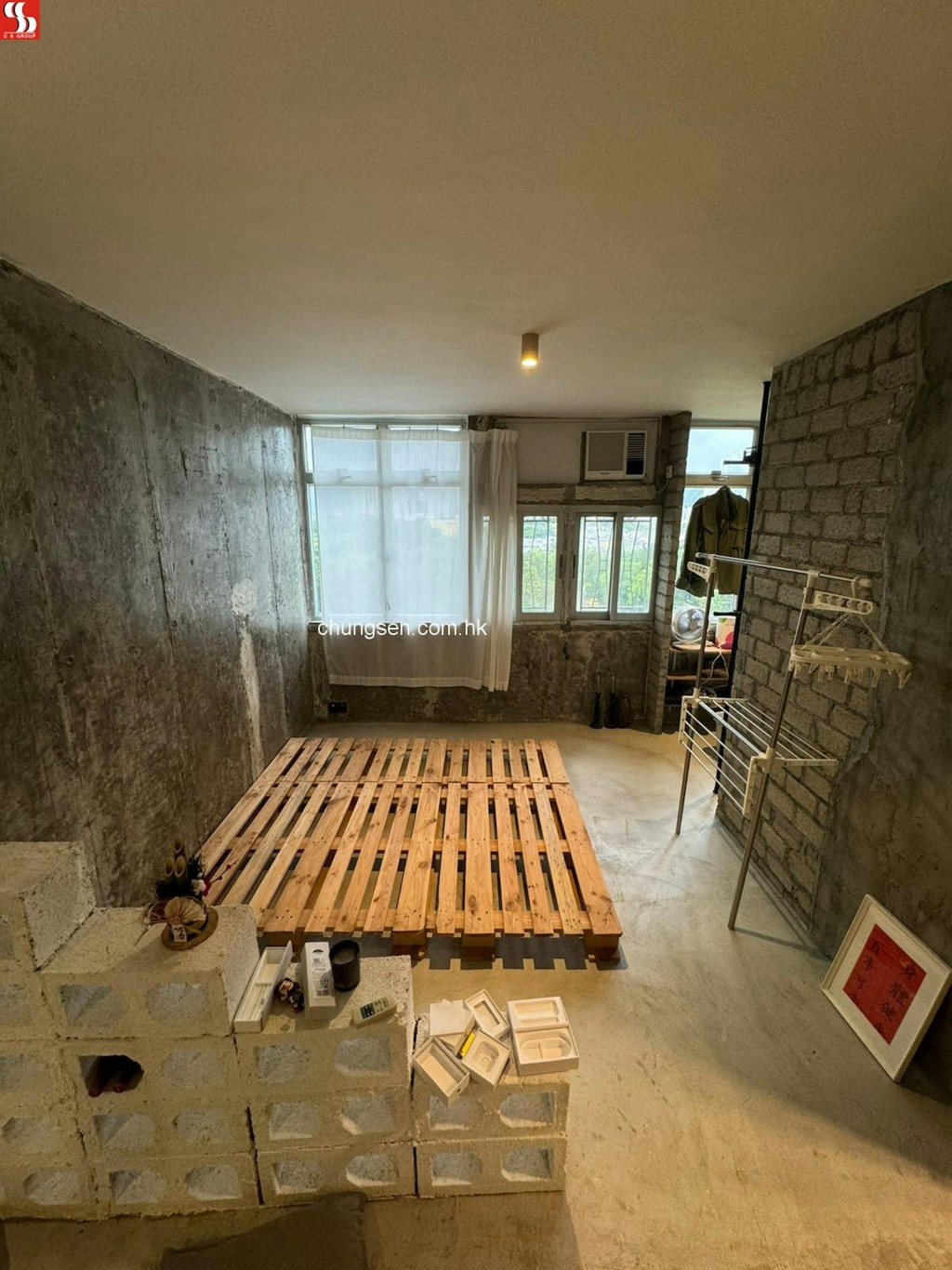 拍賣銀主盤︱上水公屋單位敘利亞風裝修吸睛網民：好型但好似唔利風水