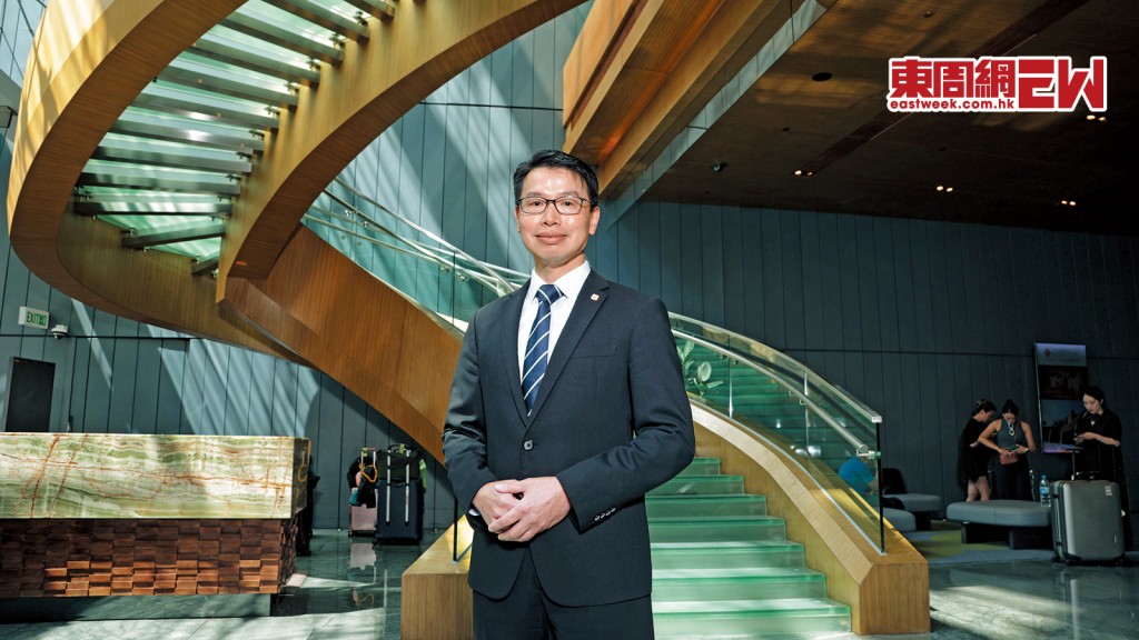 走馬上任總經理一職的李景恒，接下來的一大任務是要規劃酒店的裝修工程。