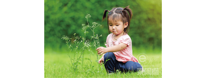 孩子多接觸大自然，有助豐富腸道微生態。