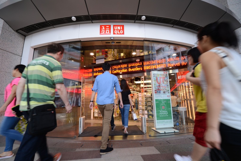 日本首富柳井正的迅銷集團曾傳出有意收購佐丹奴,最後無疾而終。 日本首富柳井正的迅銷集團曾傳出有意收購佐丹奴,最後無疾而終。