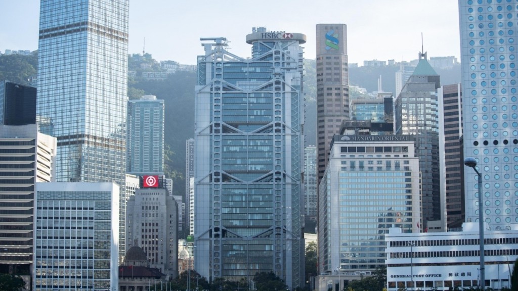 余偉文表示,理解銀行需維持一貫風險管理,就中小企融資困難,小組會作出商討,期望找出具包容態度、銀行及客戶接受的安排。 余偉文表示,理解銀行需維持一貫風險管理,就中小企融資困難,小組會作出商討,期望找出具包容態度、銀行及客戶接受的安排。