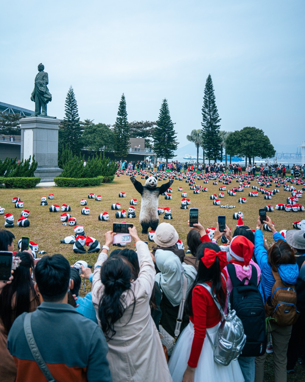 大型熊貓主題展覽「PANDA GO！香港遊」今於中山紀念公園舉行