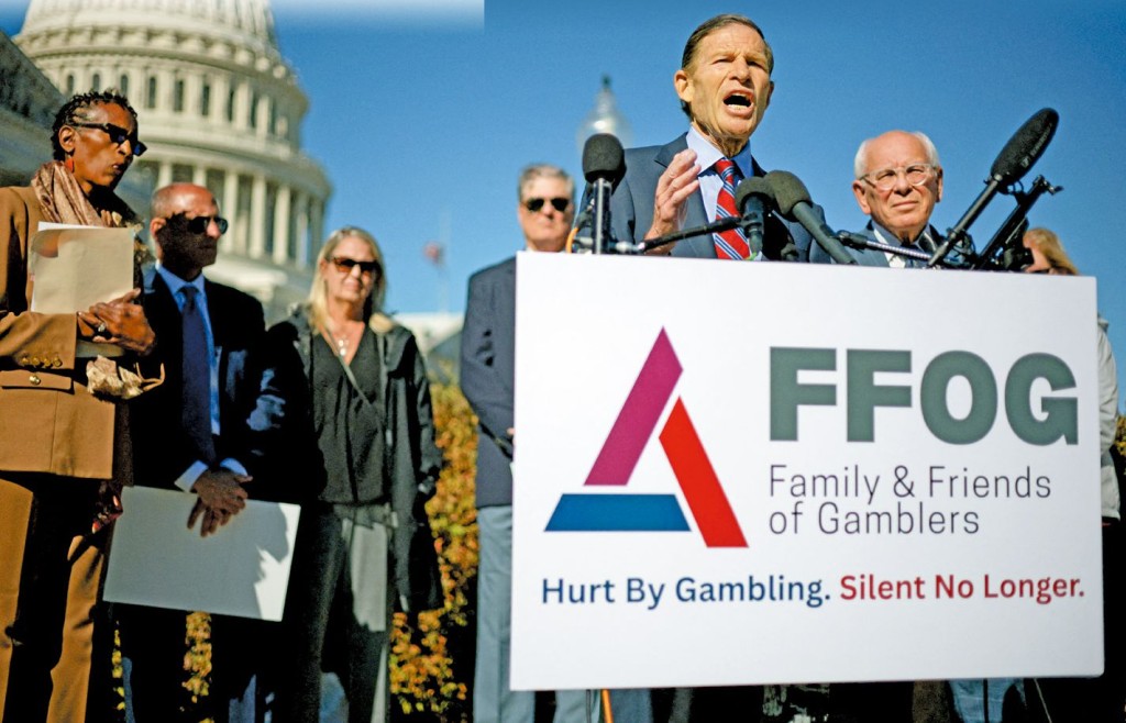 美國民主黨參議員李察．布魯門薩爾（左）與民主黨眾議員保羅．東科 （右）去年十一在華盛頓國會大廈舉行記招，呼籲當局採取行動解決賭博成癮和體育博彩問題。