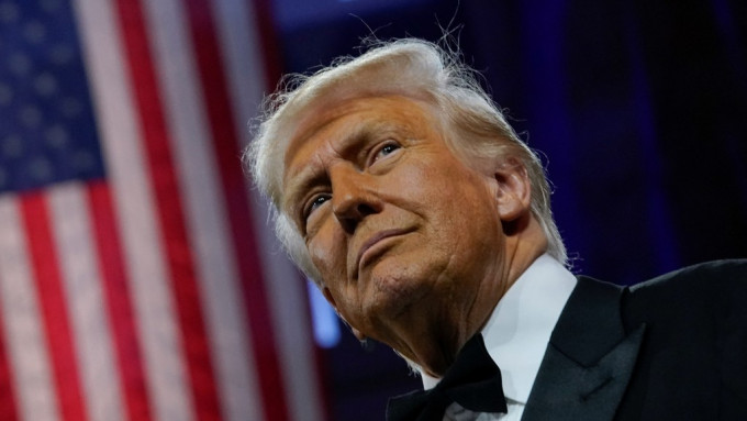 特朗普宣布對75國暫停收關稅90天,中國關稅提升至125%,即時生效。路透社 特朗普宣布對75國暫停收關稅90天,中國關稅提升至125%,即時生效。路透社