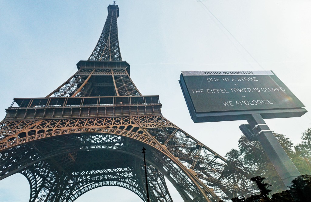 著名旅遊景點巴黎鐵塔因大罷工，亦要暫時關閉。