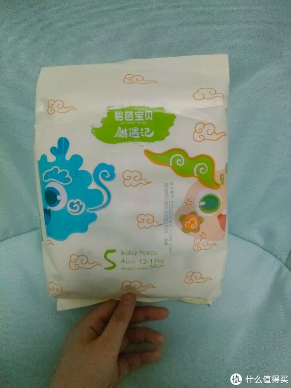 內地抽檢「好奇」(Huggies)、「碧芭寶貝」、「Babycare」等多個品牌的嬰幼兒紙尿褲中,檢出具有毒性的物質——甲醯胺。 內地抽檢「好奇」(Huggies)、「碧芭寶貝」、「Babycare」等多個品牌的嬰幼兒紙尿褲中,檢出具有毒性的物質——甲醯胺。