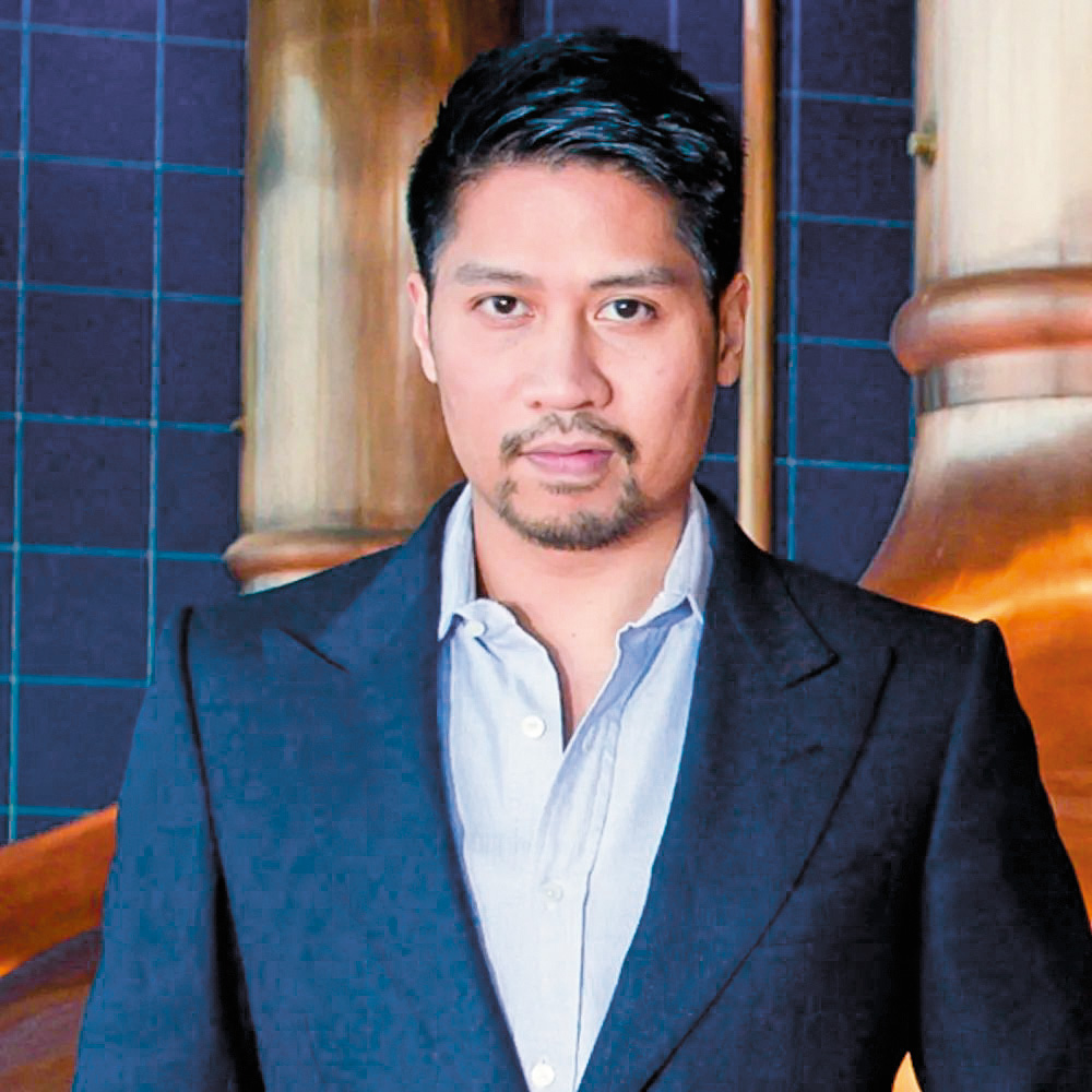 家族業務掌舵人Bhurit 家族業務掌舵人Bhurit