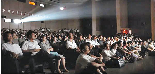 北韓戲院覆蓋率極高，各大城市「總有一間在左近」，票價也不算高。