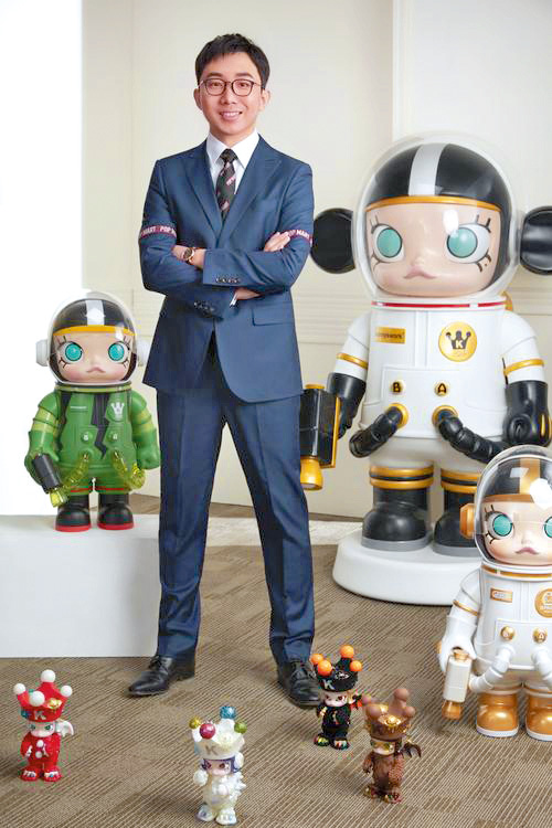 泡泡瑪特創辦人王寧曾豪言,今年做三百億元人民幣生意相當容易達成。 泡泡瑪特創辦人王寧曾豪言,今年做三百億元人民幣生意相當容易達成。