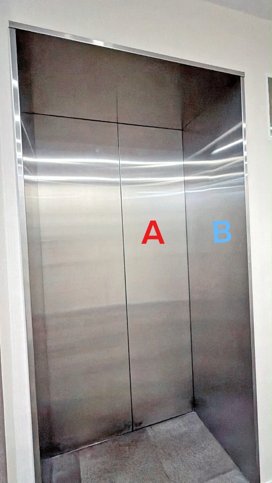 A為大堂廳門,B為裝飾門框,「煙骨」是安裝在裝飾門框內。(黃偉強提供) A為大堂廳門,B為裝飾門框,「煙骨」是安裝在裝飾門框內。(黃偉強提供)