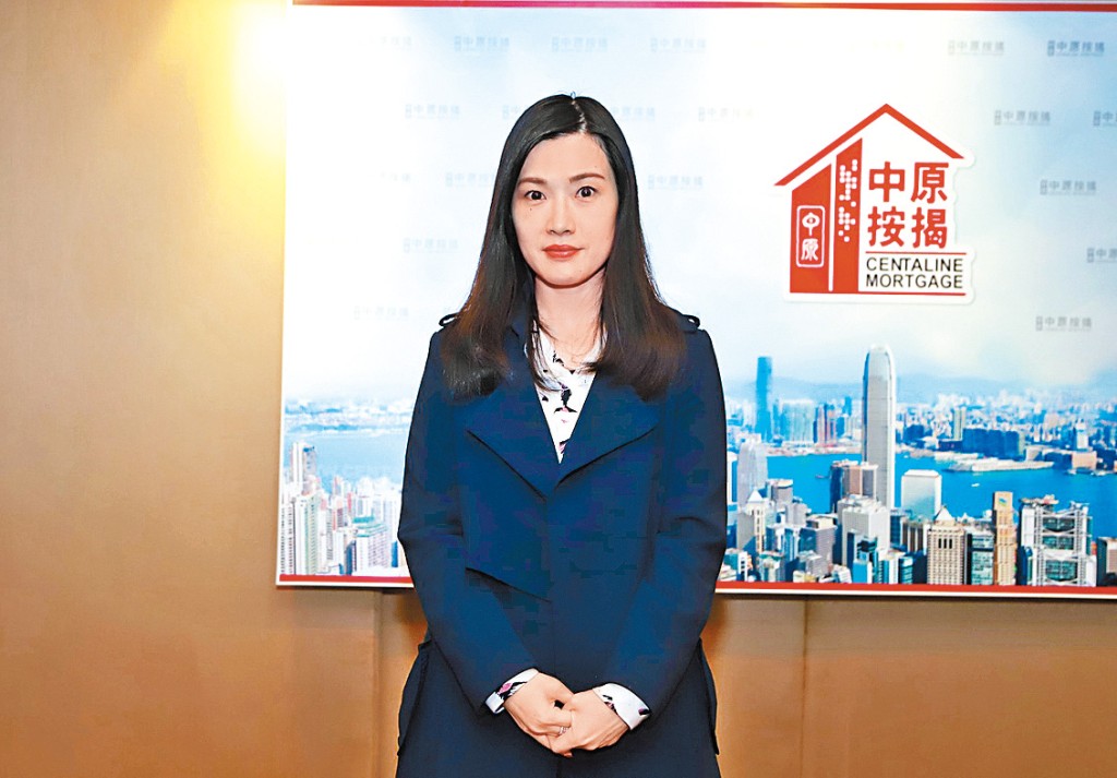 王美鳳表示，目前未見銀行為搶奪按揭業務大幅提高按揭掛鈎存款的回報率或放寬條件。