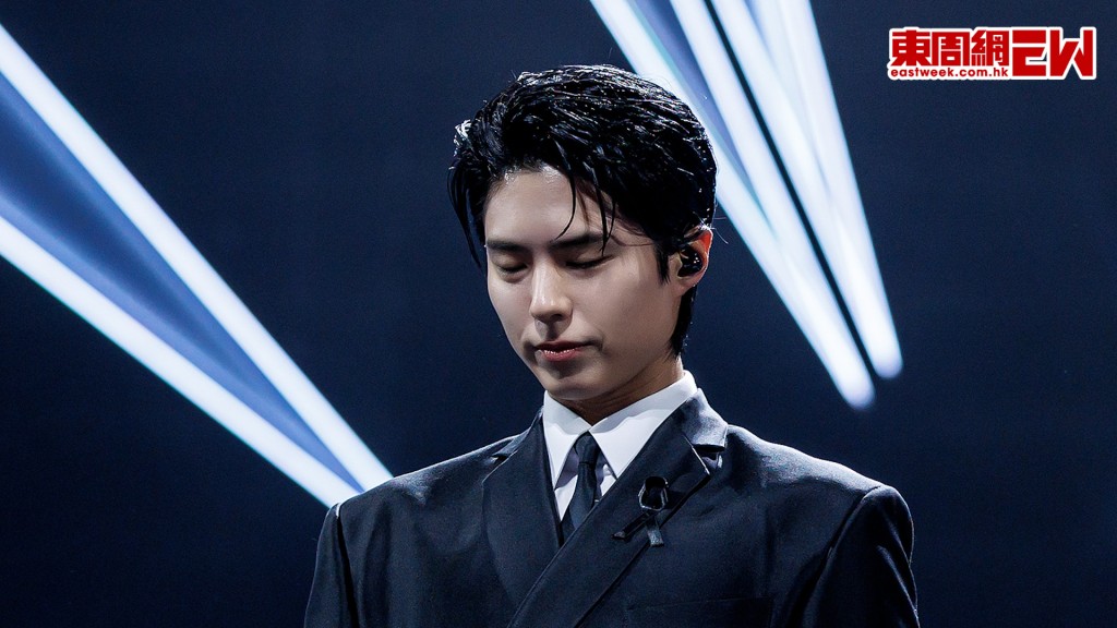 大埔宏福苑五級火｜ MAMA 2025 主持朴寶劍登場默哀