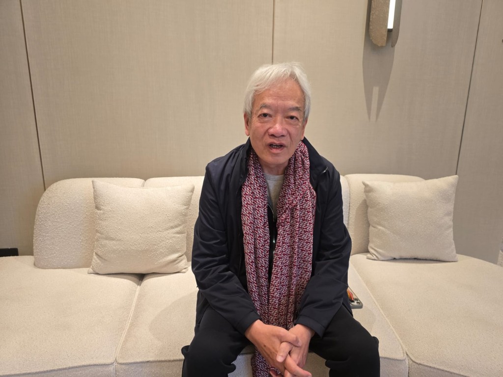 黃家和表示，今年團年飯訂枱情況不俗