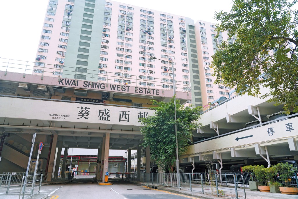 葵盛西邨已嚴重老化，惟房屋署未有重建方案。
