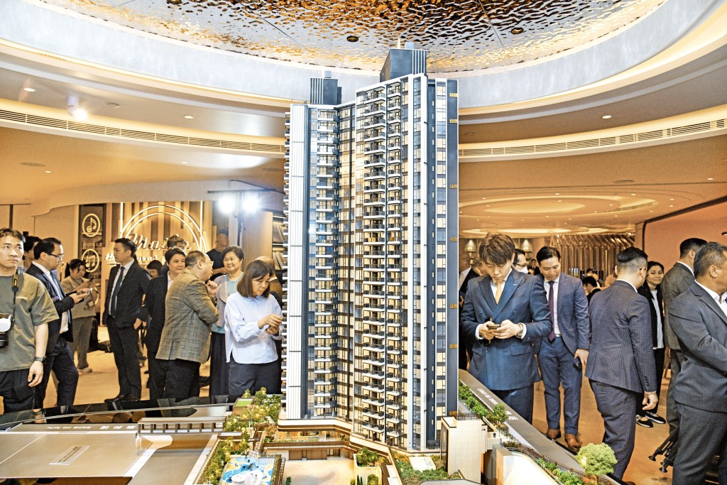 最近一手市場有發展商以低價策略開盤，成為市場焦點。