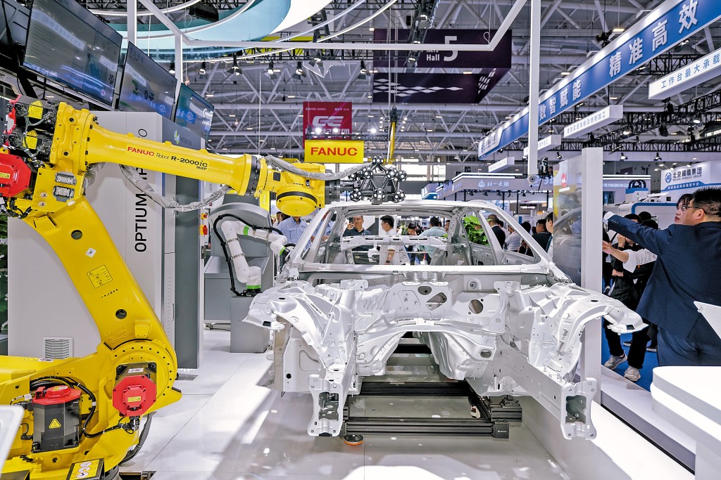 近年中國的機器人發展快速，除了人形機器人外，更多是運用在工業場景。