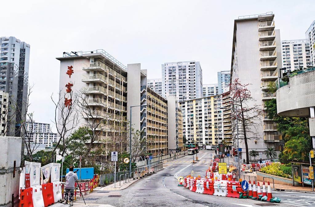 在華富邨重建項目，顧問團隊會諮詢居民，了解他們對屋邨的期望同生活需要，再調整屋邨設計。