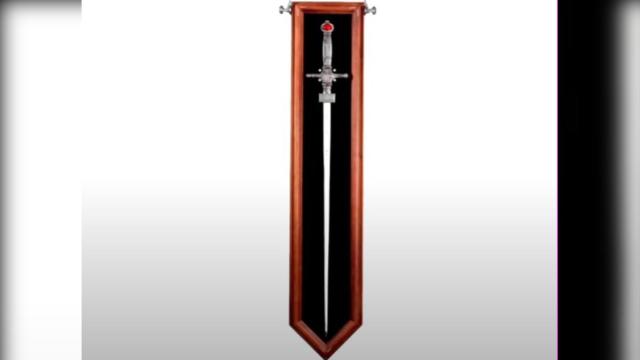 這款寶劍售價為每把3萬日圓。網上圖片 這款寶劍售價為每把3萬日圓。網上圖片