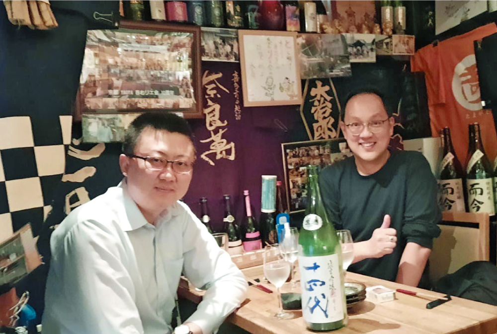 劉丞指關西人深信酒場見人品，喜歡透過飲酒建立商業關係。