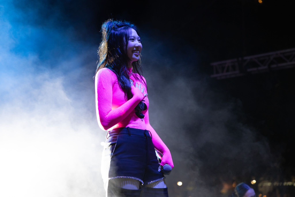 甄子丹和汪詩詩的19歲女兒甄濟如早前宣佈出道。 甄子丹和汪詩詩的19歲女兒甄濟如早前宣佈出道。