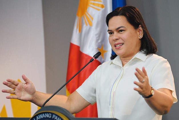 菲律賓副總統薩拉素以言行強悍見稱，亦因此官司纏身。