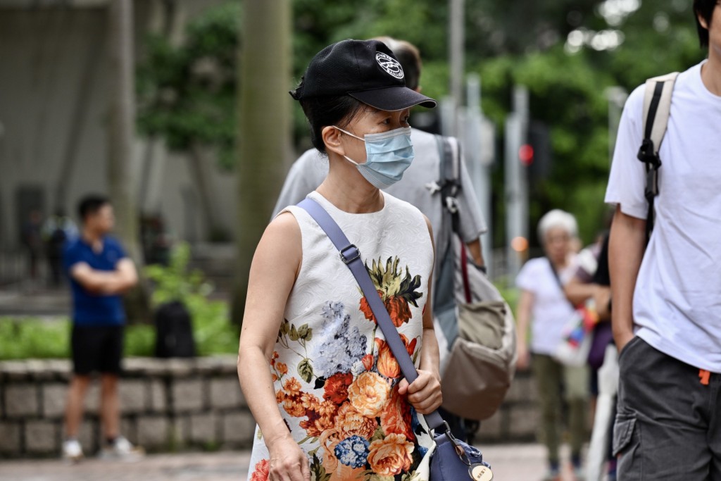 鄒幸彤母親到庭聽判。  