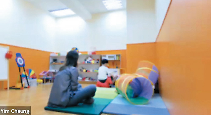 在SEN孩子身上，張艷總是找出他們的情感需要，而非一味糾正行為。