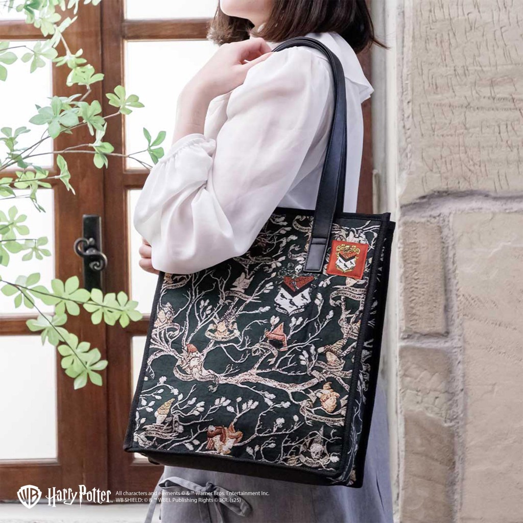 Black House Series托特包 $420