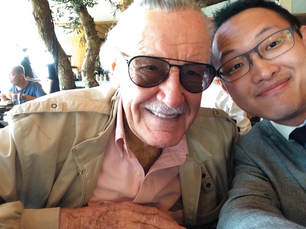 謝安與Marvel之父Stan Lee合照。