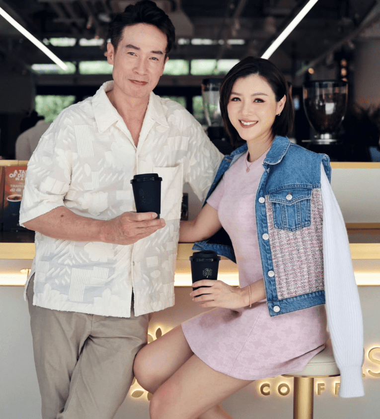 喜歡歎咖啡的陳豪（Moses），將興趣變成事業，創立自家的咖啡店Blooms Coffee。