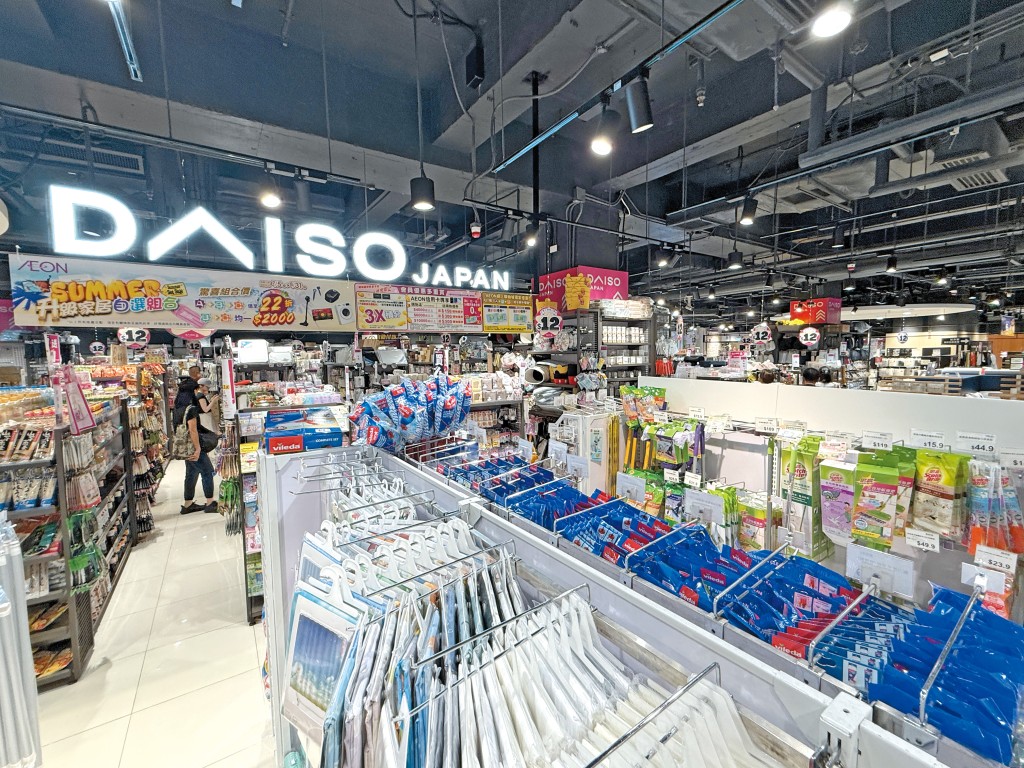 AEON董事總經理長島武德直言香港業務今年內難扭虧為盈，估計需時二至三年才有望好轉，集團將集中開設小型專門店。
