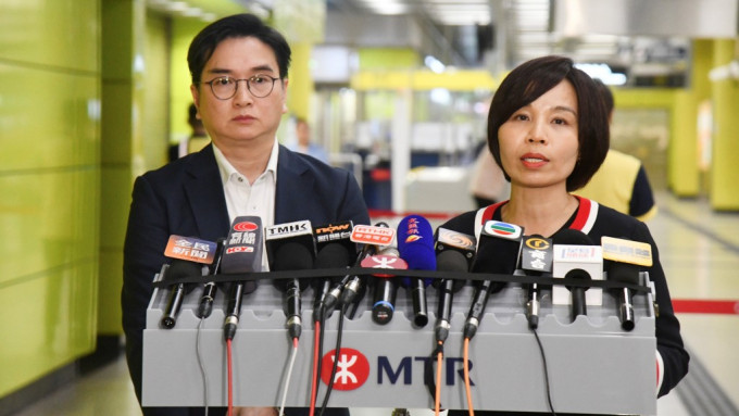 港鐵將軍澳綫故障|港鐵致歉 指架空電纜有短路跡象 工程團隊收車將後詳查 港鐵將軍澳綫故障|港鐵致歉 指架空電纜有短路跡象 工程團隊收車將後詳查