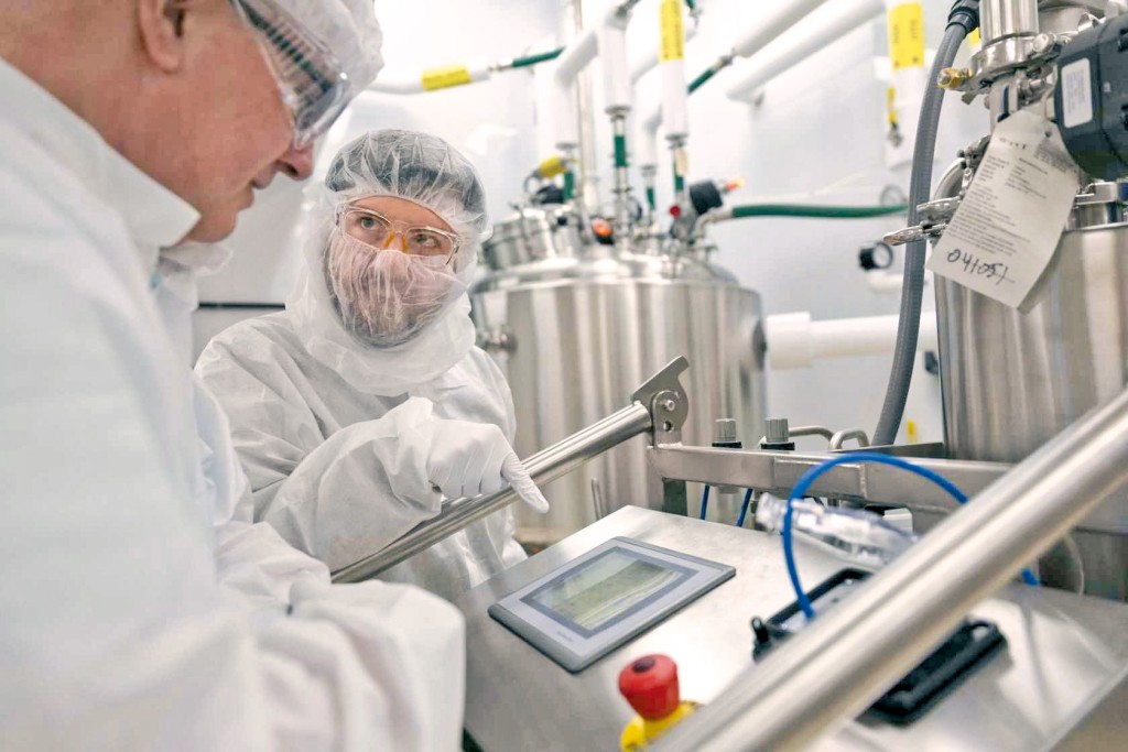 為減輕對傳統影像的依賴，柯達積極投入製藥原料及試劑生產。