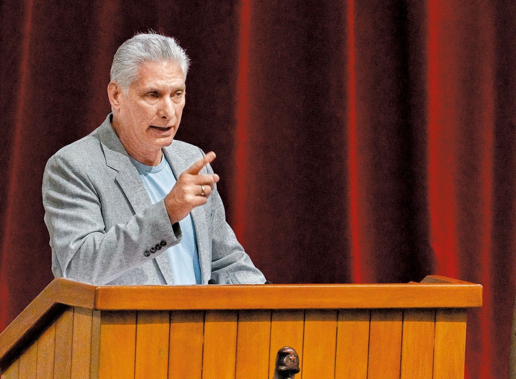 古巴總統迪亞斯卡內爾是特朗普針對目標之一,但他聲言不會屈服。 古巴總統迪亞斯卡內爾是特朗普針對目標之一,但他聲言不會屈服。