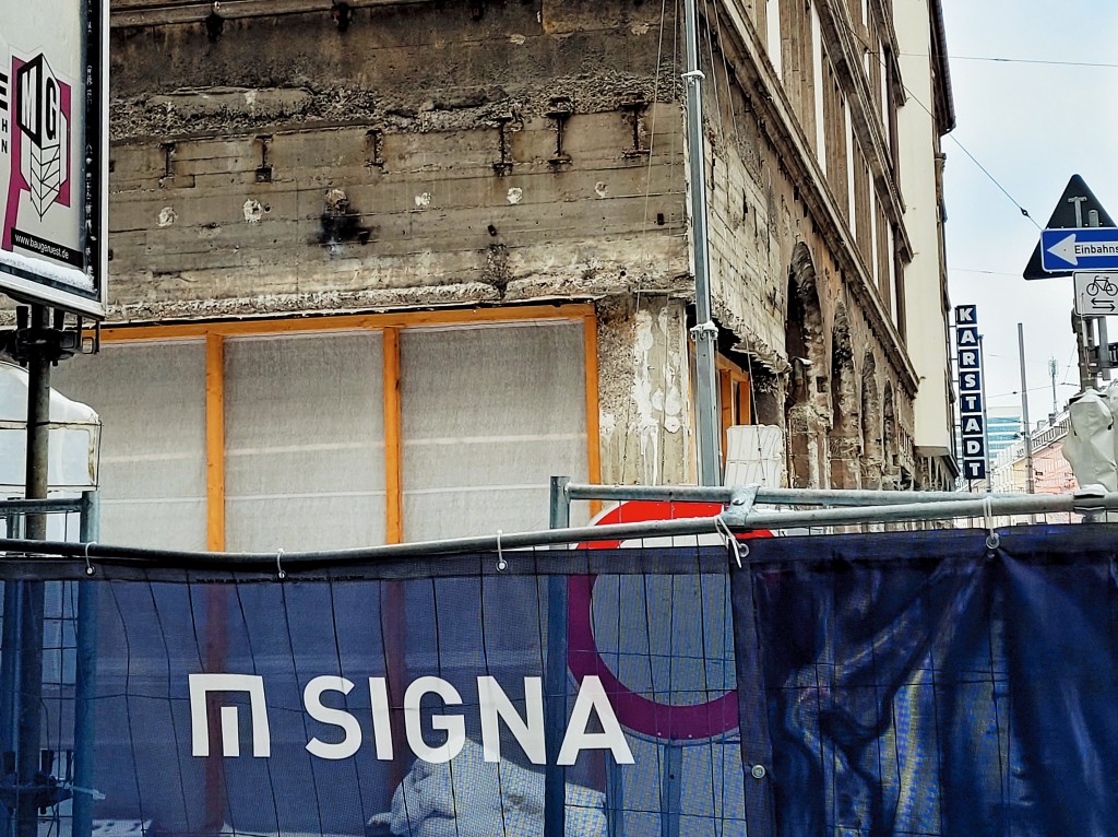 Signa潛在總負債高達三百億美元，約二千三百多億港元，涉及逾百間銀行，歐洲銀行業或引發新一輪危機。