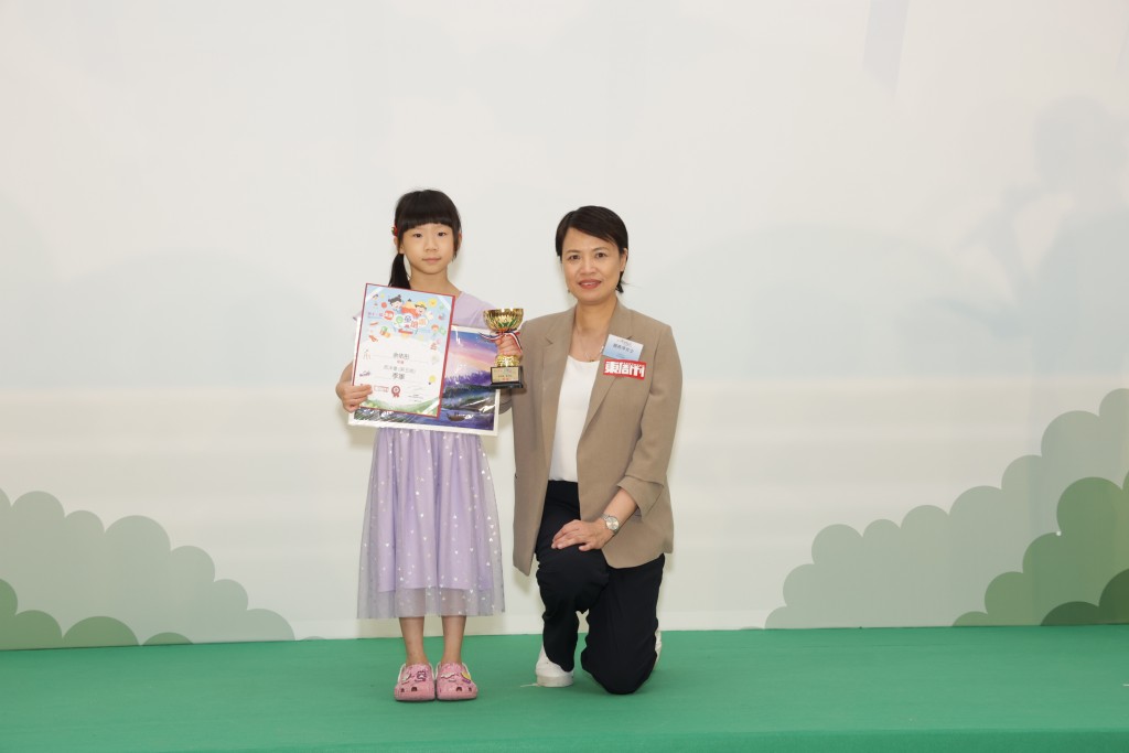  第5組 西洋畫季軍: 余依彤