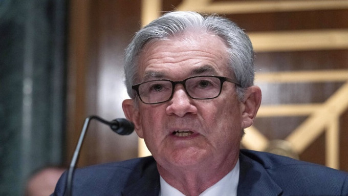 特朗普又指，聯儲局主席鮑威爾（Jerome Powell）也應辭職，不過認為對方「很有可能」留任至明年。