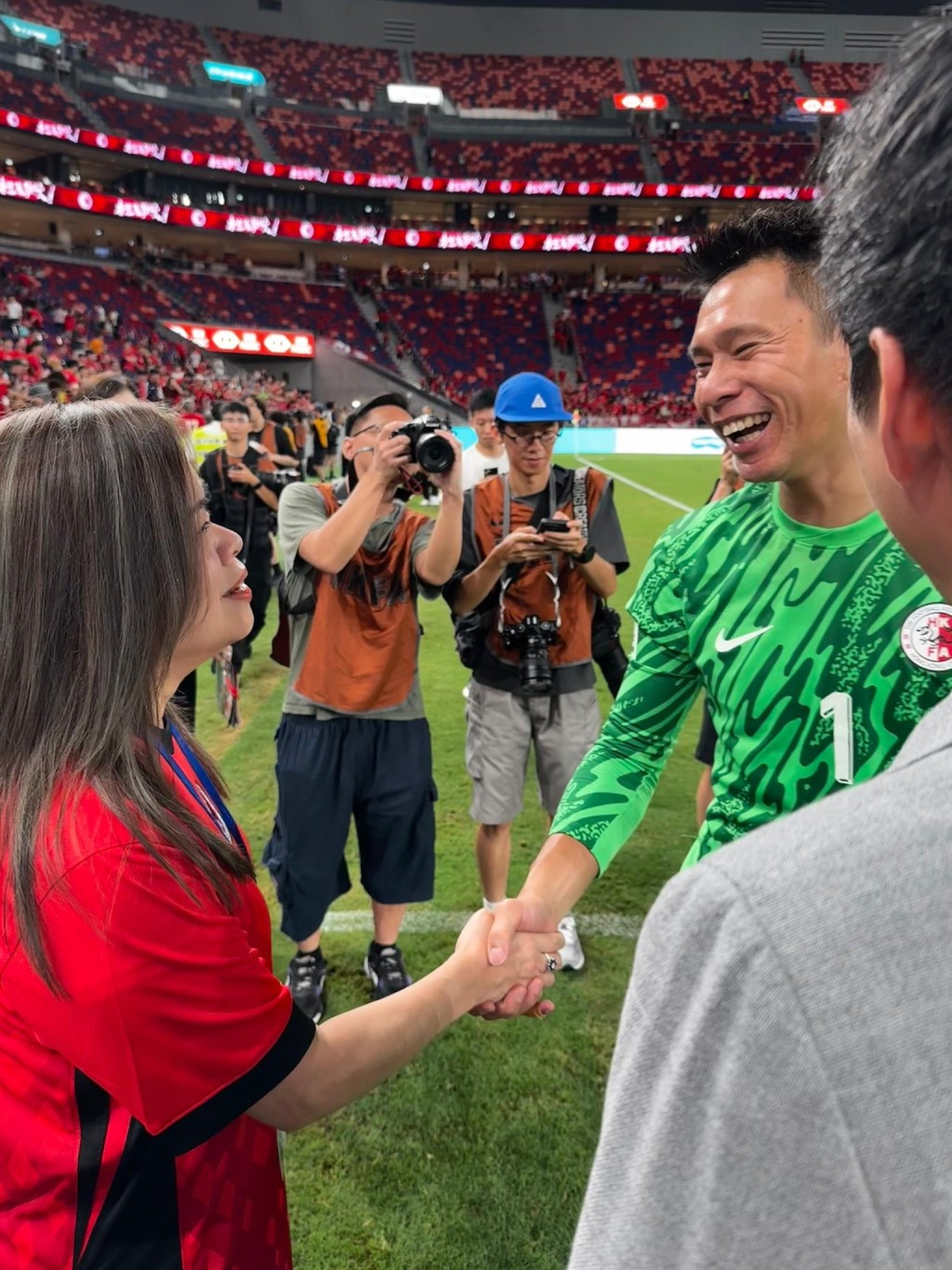 羅淑佩與葉鴻輝交流。羅淑佩fb