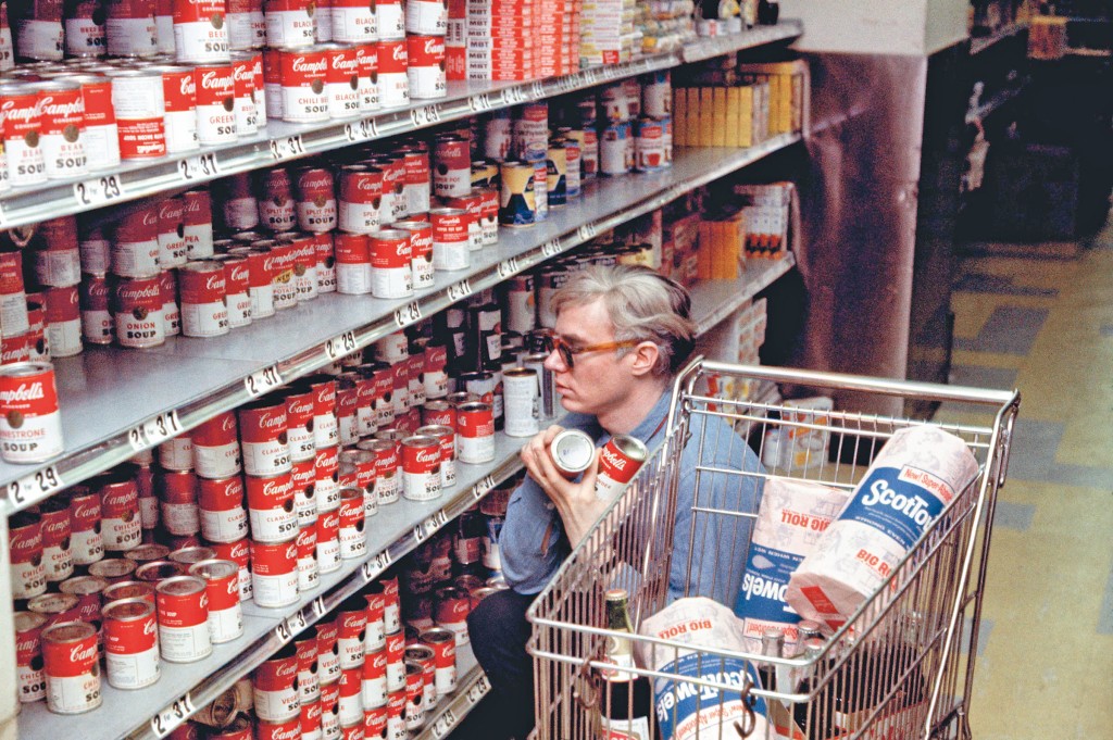 安迪沃荷愛飲金寶湯,更以此創作了當代最知名的藝術品《金寶湯罐頭》。 安迪沃荷愛飲金寶湯,更以此創作了當代最知名的藝術品《金寶湯罐頭》。