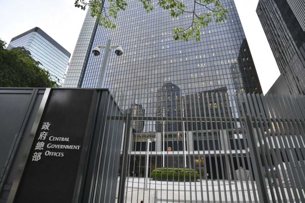 由於伊朗及以色列的安全形勢極不明朗,特區政府呼籲市民不應前赴當地。 由於伊朗及以色列的安全形勢極不明朗,特區政府呼籲市民不應前赴當地。