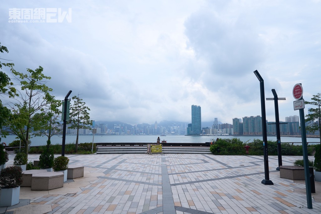 啟德海濱公園坐擁180度開揚維港景致。 啟德海濱公園坐擁180度開揚維港景致。
